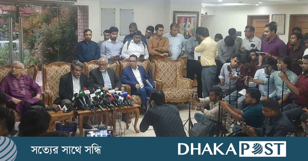 গণভোটের পক্ষে একমত সব রাজনৈতিক দল : আলী রীয়াজ