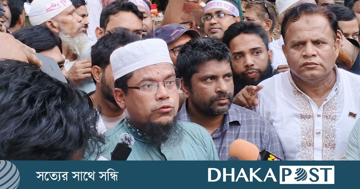 রাতে মাজারগেটেই অবস্থান করবেন আন্দোলনরত শিক্ষকরা