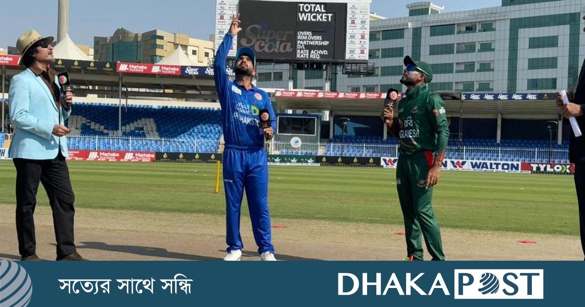 টস জিতে ব্যাটিংয়ে বাংলাদেশ, সাইফের অভিষেক