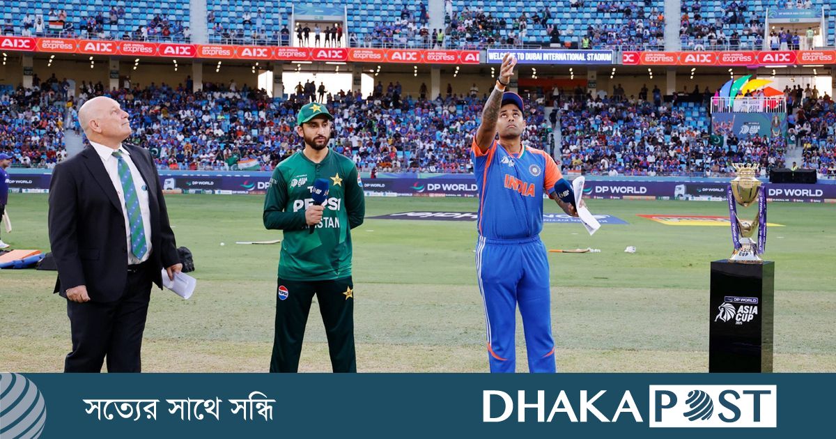 পাকিস্তানের বিপক্ষে টস জিতে ফিল্ডিংয়ে ভারত