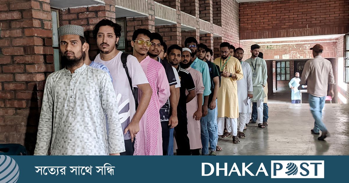 জাকসু নির্বাচনে ভোটগ্রহণ শুরু