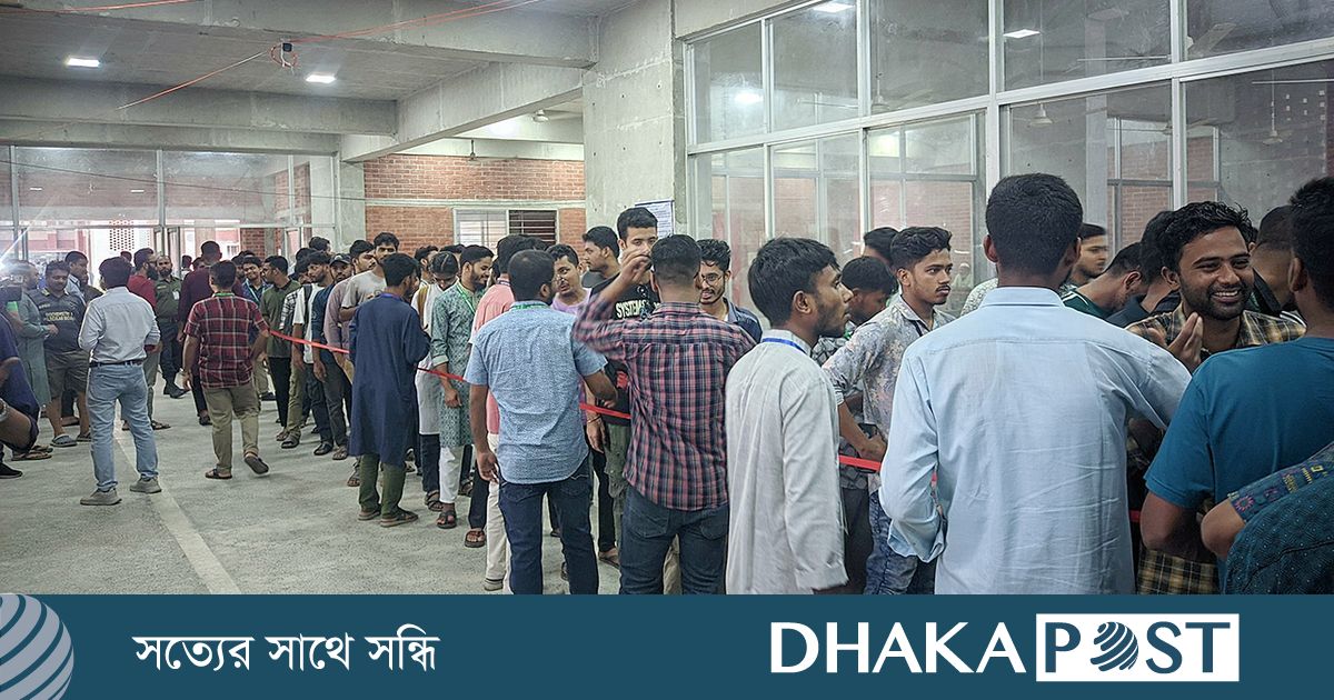 ভোট দেওয়ার পর আঙুলে কালি না দেওয়ার অভিযোগ