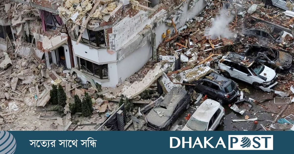 কিয়েভে এক রাতে ৬ শতাধিক ড্রোন-ক্ষেপণাস্ত্র নিক্ষেপ রুশ বাহিনীর, নিহত ৪