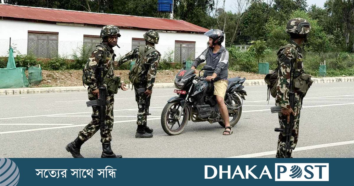 সেনাবাহিনীর নিয়ন্ত্রণে নেপাল, নীরব নিস্তব্ধ পথঘাট