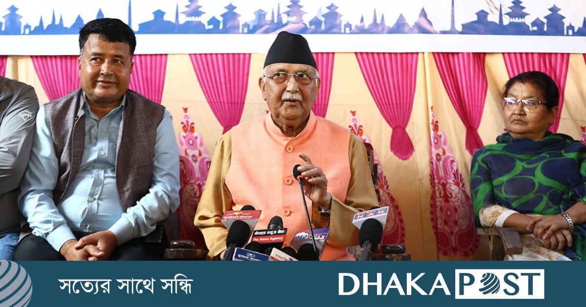 প্রকাশ্যে নেপালের ক্ষমতাচ্যুত প্রধানমন্ত্রী, বললেন দেশ ছেড়ে পালাব না