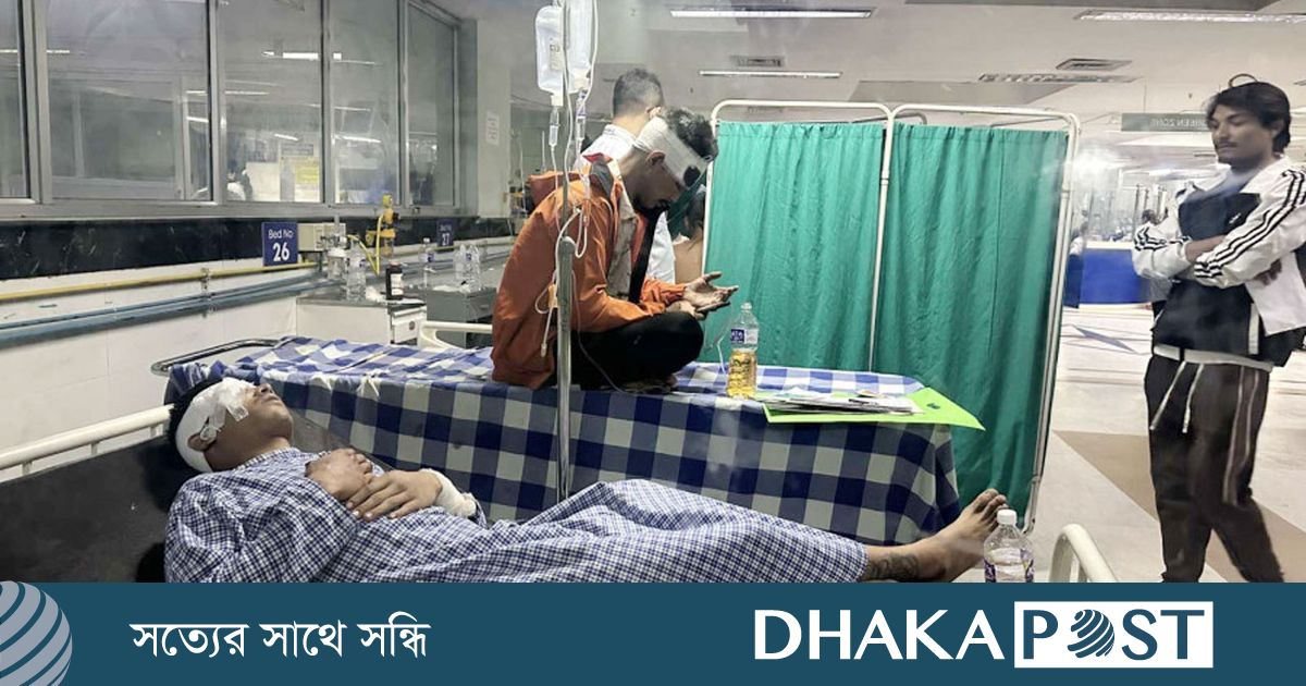 বিক্ষোভে উত্তাল নেপালের হাসপাতালে রক্তের হাহাকার