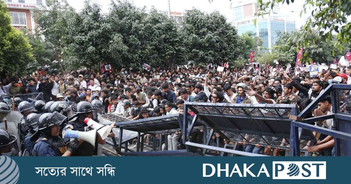 নেপালে বিক্ষোভে ভয়াবহ সহিংসতা, রাজধানীতে সেনা মোতায়েন : নিহত ৮
