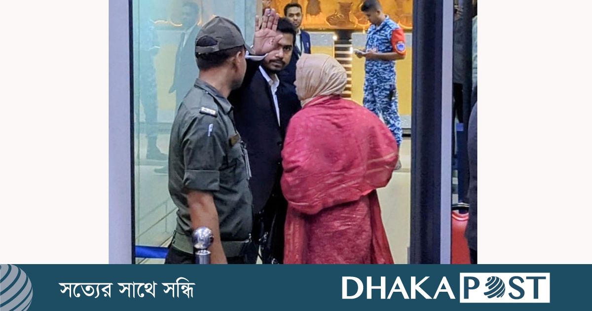 উন্নত চিকিৎসার জন্য সিঙ্গাপুর গেলেন নুরুল হক নুর
