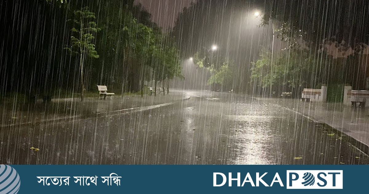রাতে ঢাকায় হালকা বৃষ্টির সম্ভাবনা
