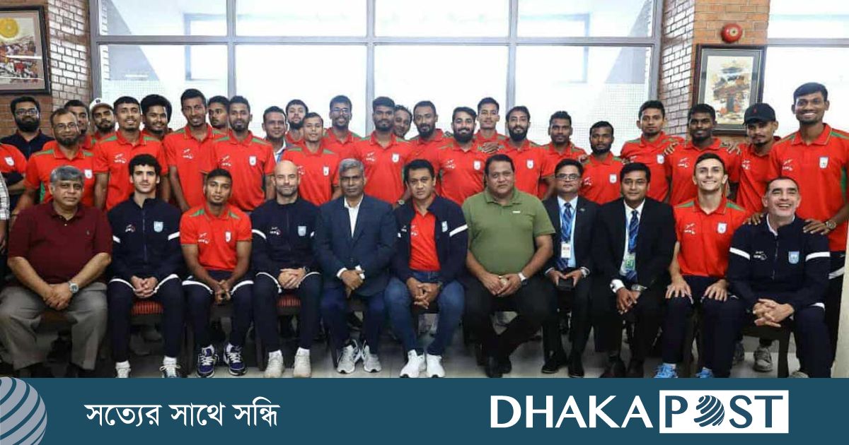 বিশেষ ফ্লাইটে নেপাল থেকে রওনা হয়েছে জাতীয় ফুটবল দল