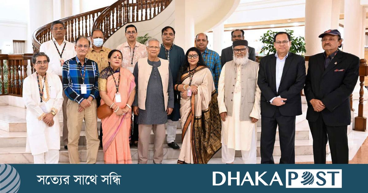 দুর্গাপূজা নিয়ে হিন্দু ধর্মীয় নেতাদের সঙ্গে প্রধান উপদেষ্টার বৈঠক